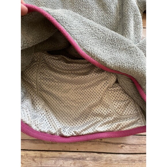 Patagonia Womens Fleece Jacket Gray 1/2 Snap Pullover Pockets S purple - Picture 7 of 7